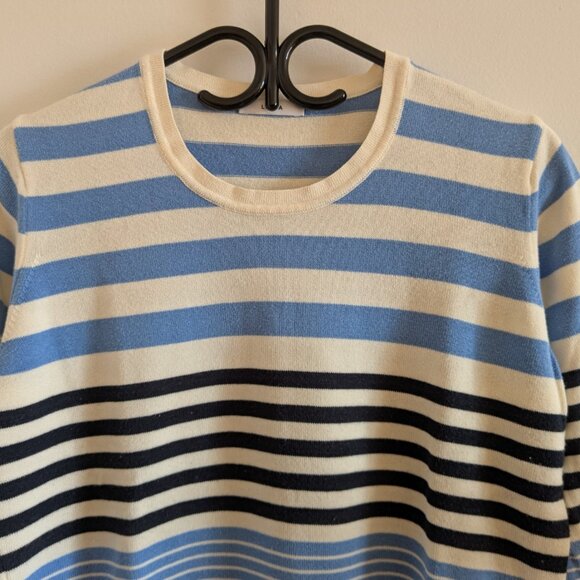 3 / 40$ 🇹🇩 Lucia Striped Sweater – Size 10 - Picture 3 of 5